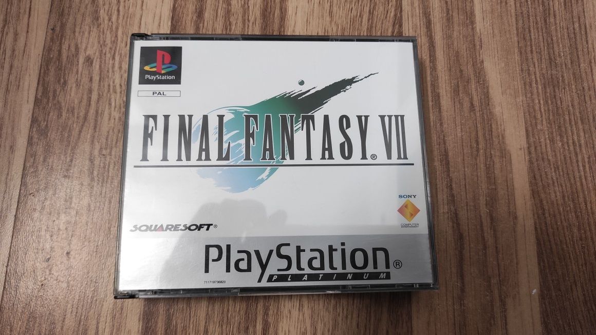 Final fantasy vii - sem manual e CD 2