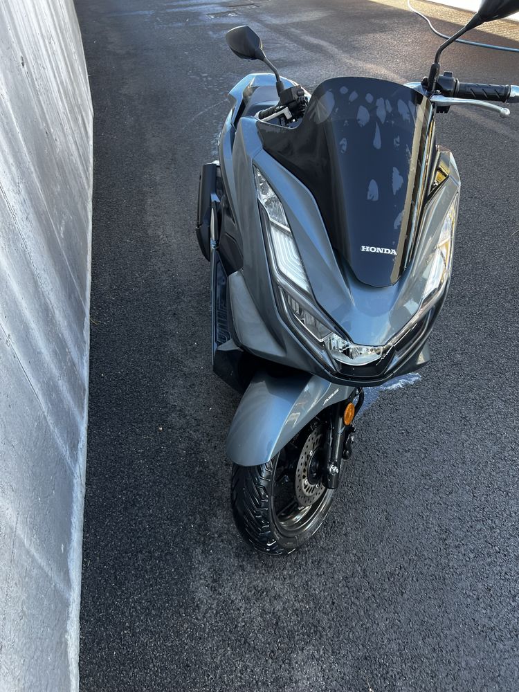 Honda pcx 2022 único dono