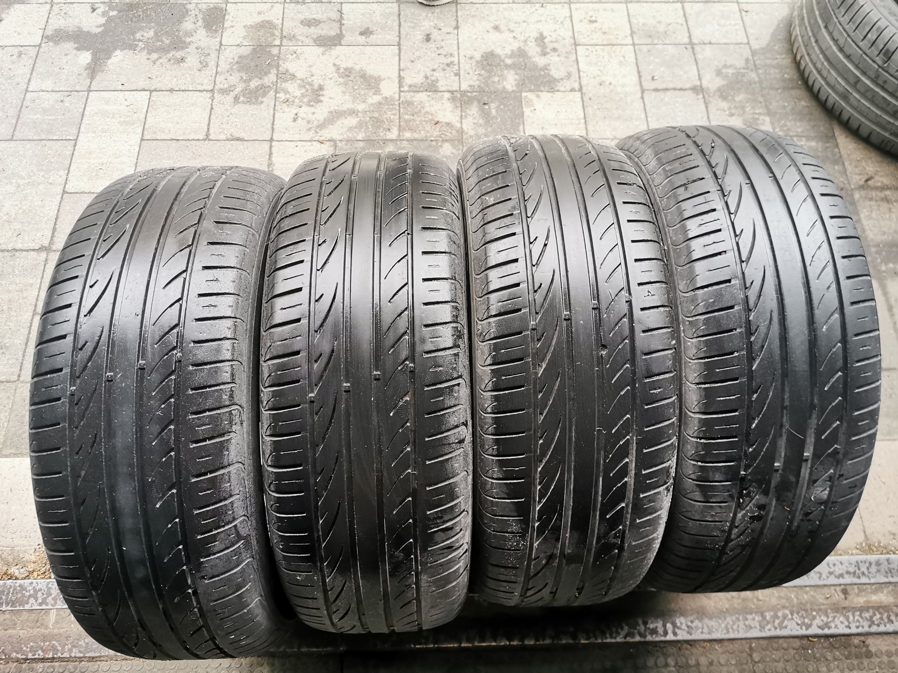 Летняя резина 235/60 R16 Hankook