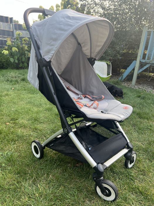 Cybex Orfeo - nowoczesny, lekki, samolotowy wózek spacerowy