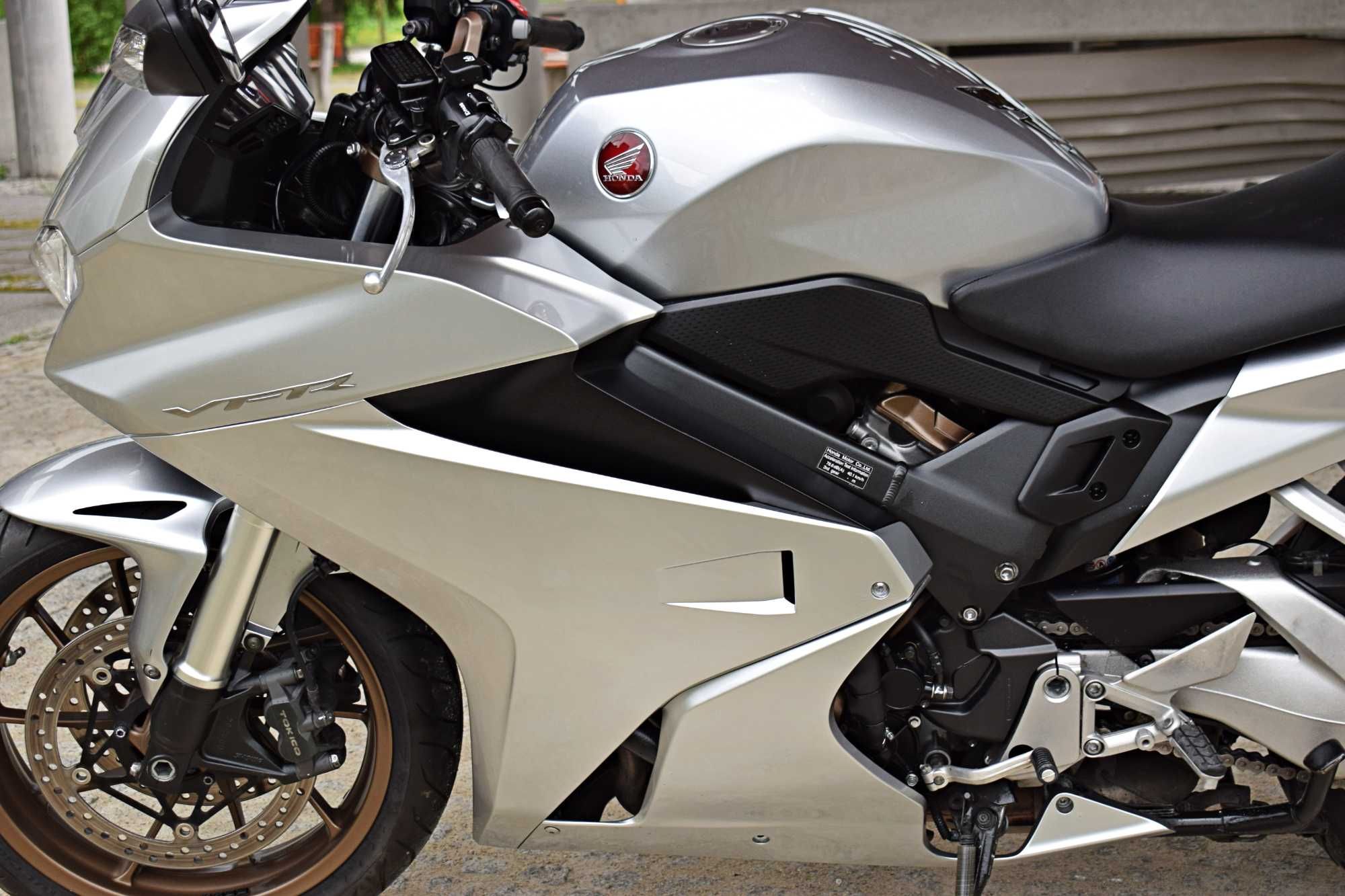 HONDA VFR 800 Zadbana BEZ WKŁADU Po Serwisie ORYGINAŁ Przebieg 34388km