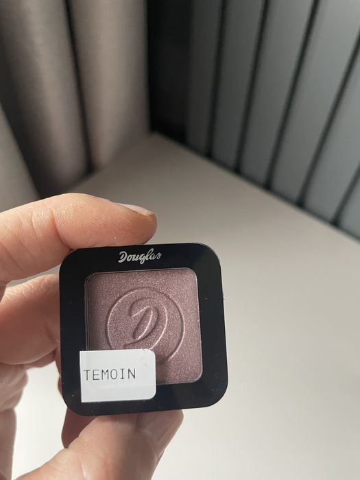 Nowe cienie do powiek douglas pudrowy róż