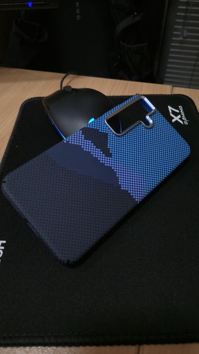 Карбоновий чохол Galaxy S24