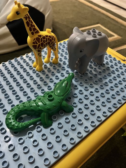 Конструктор зоопарк , игровой столик