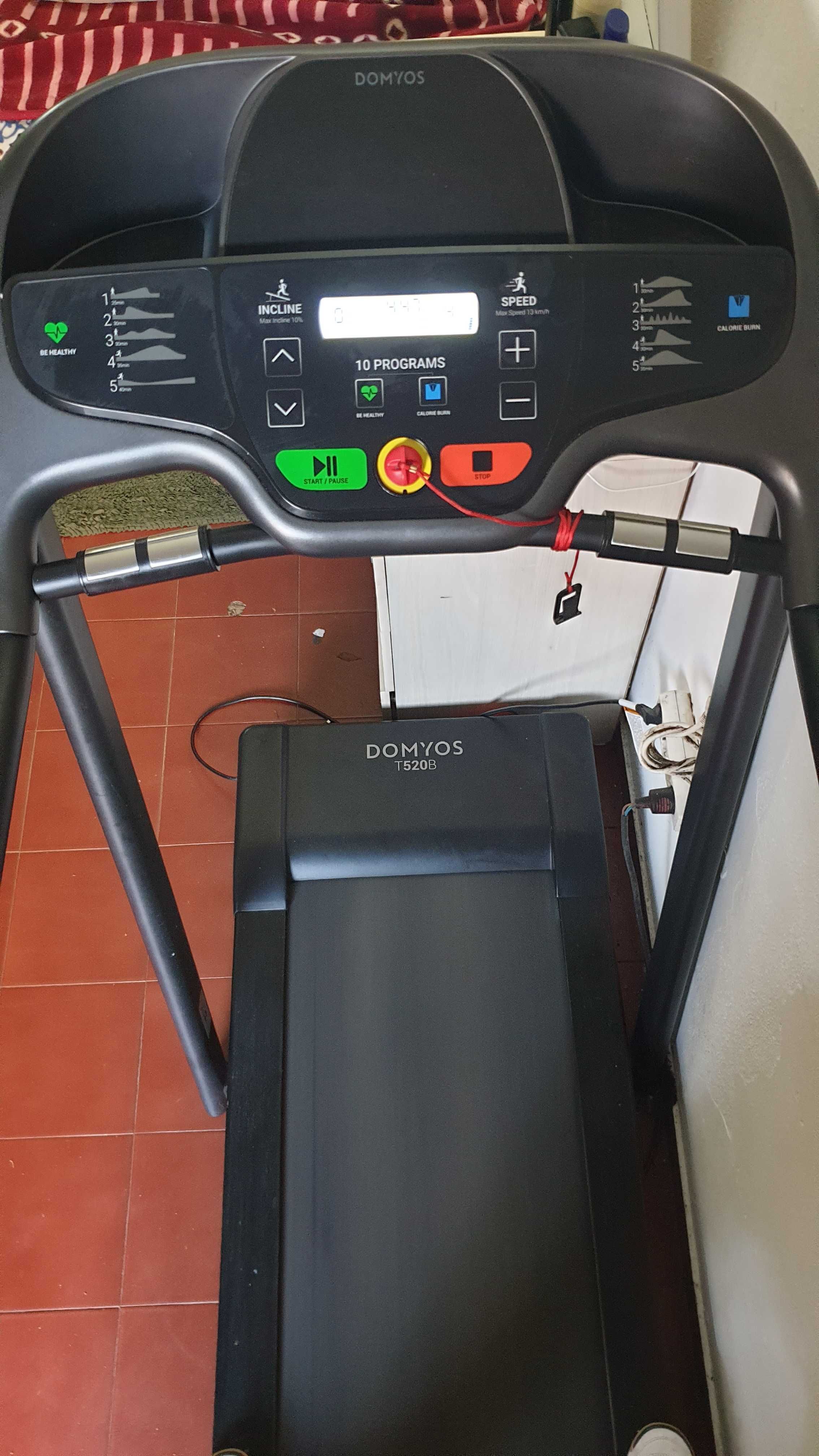 Passadeira de Corrida Domyos T520B