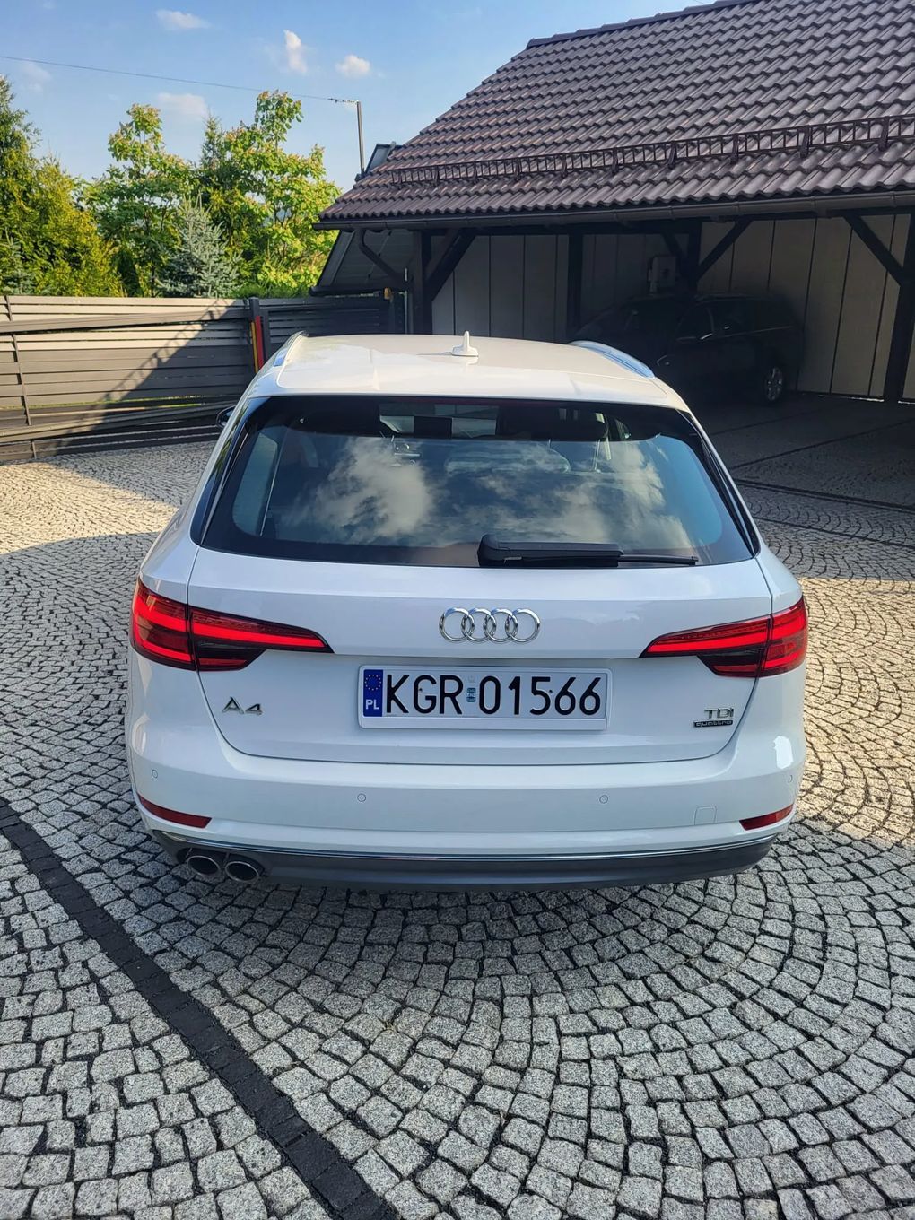 Audi A4 Audi A4 B9 Webasto quattro