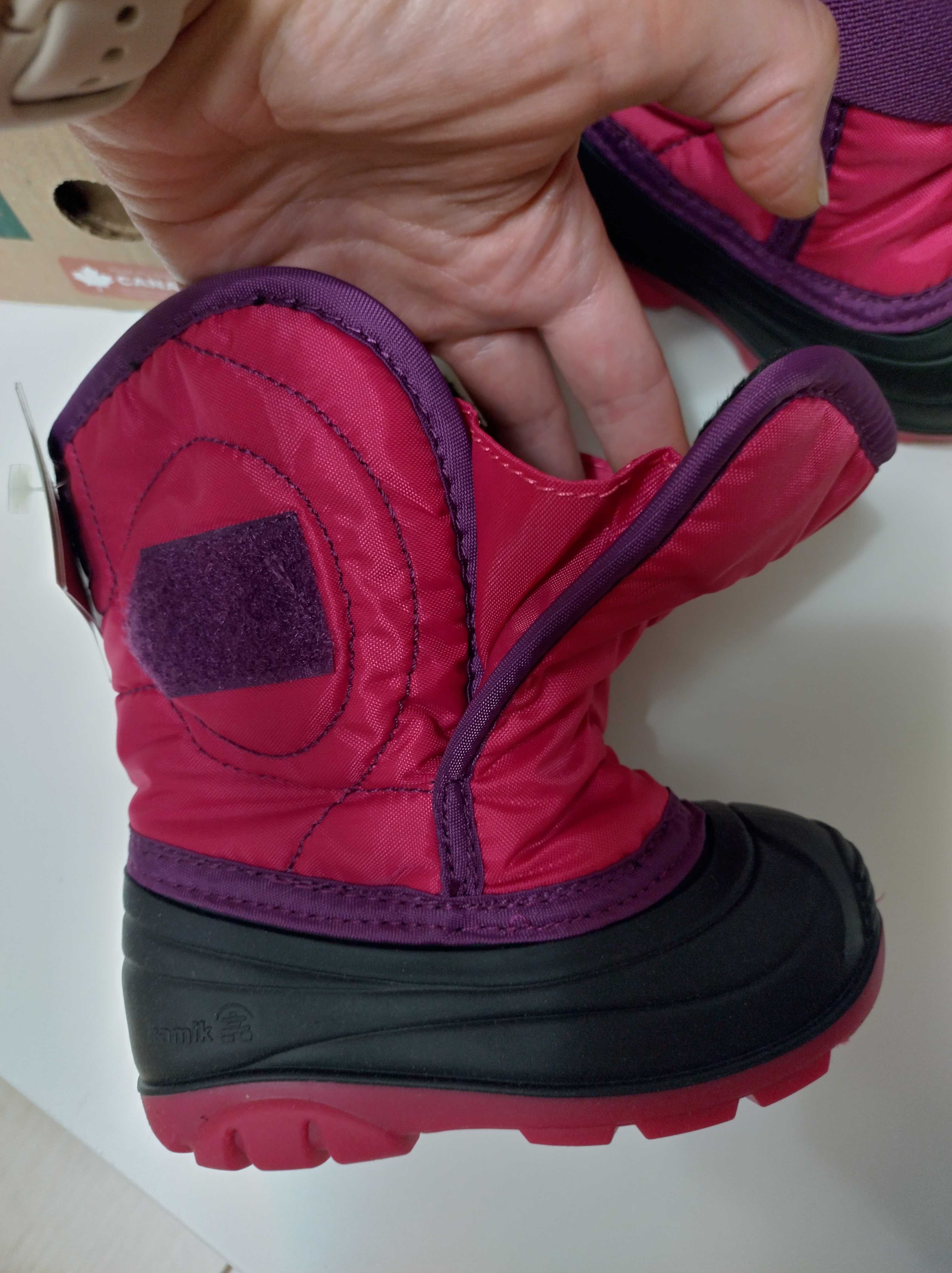 Нові зимові чоботи для дівчинки Kamik р.23 на довжину ступні 13см