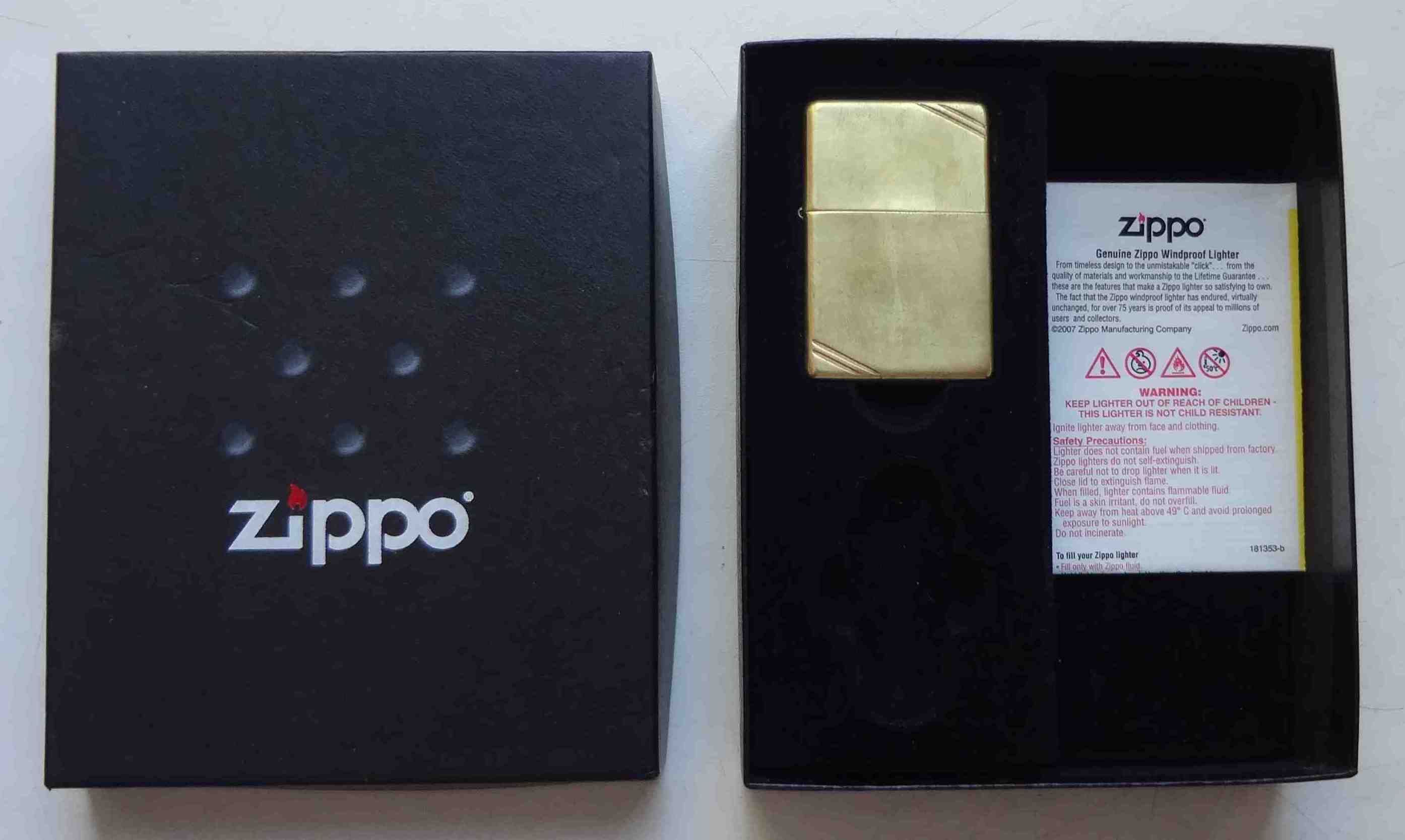 Зажигалка Zippo MFG Co Bradford PA USA желтая