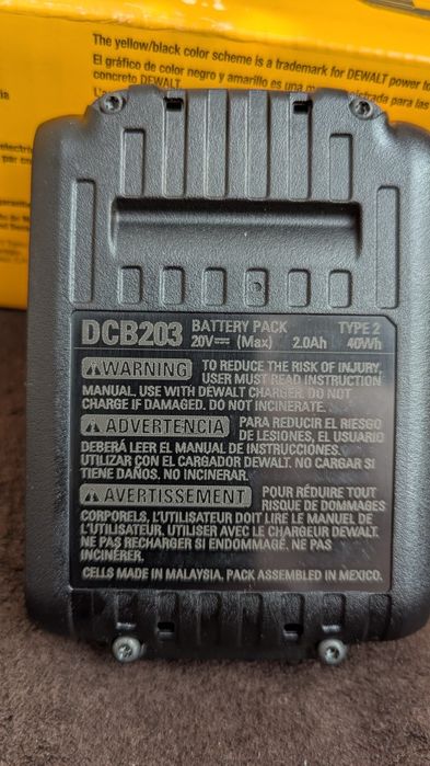 Акумулятор, батарея DeWALT DCB203 2Ah з США Оригінал 2023р