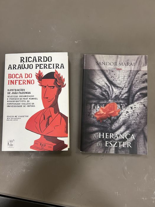 1 Livro piadas e 1 romance