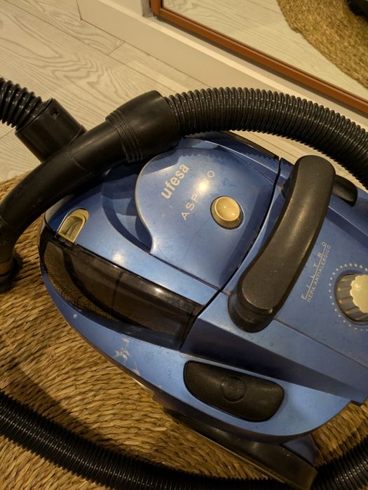 Aspirador de Água UFESA