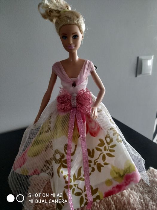Suknia balowa dla lalek Barbie rękodzieło