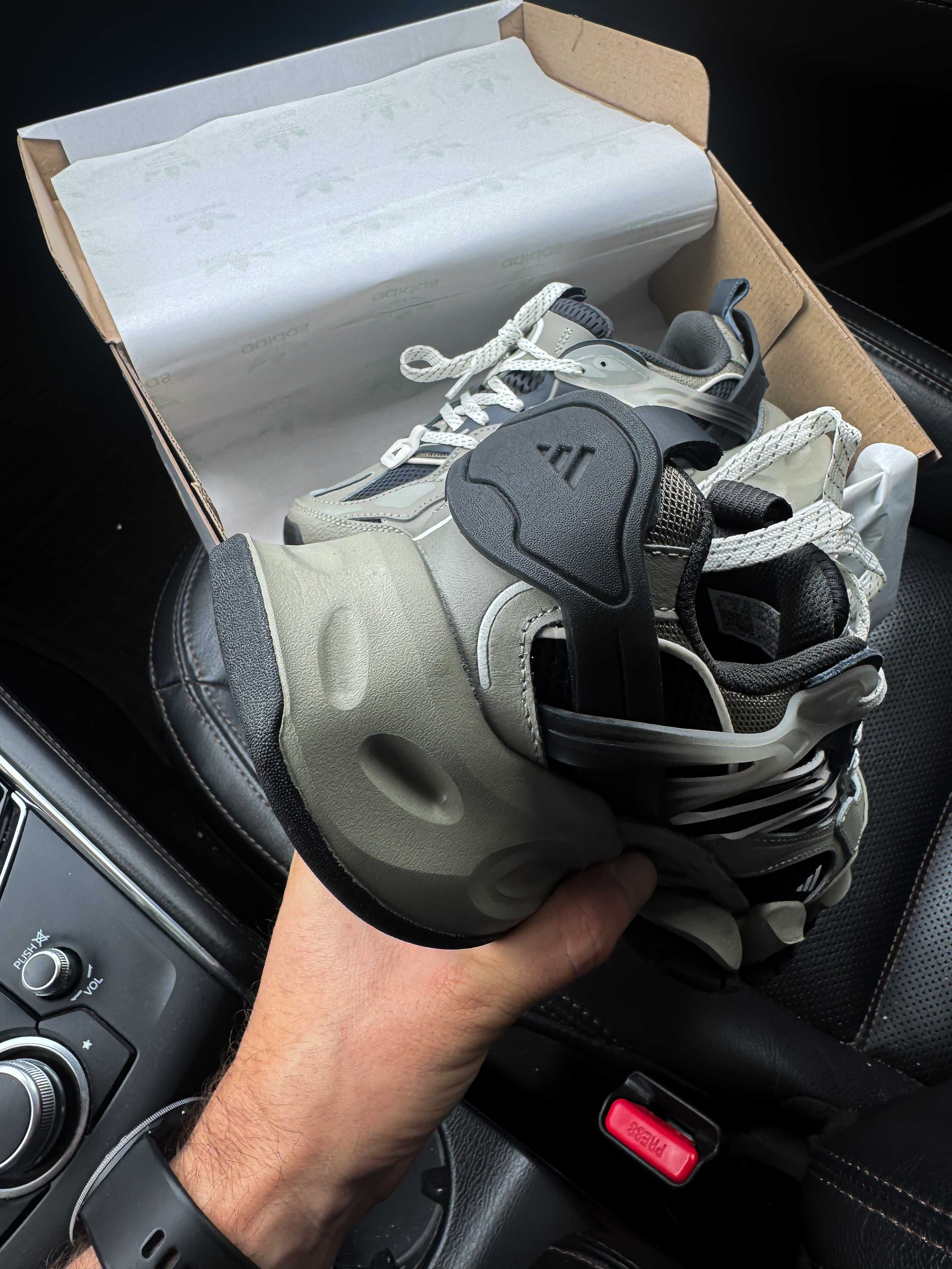 Кросівки Adidas Vento XLG Deluxe Grey адідас сірі чорні