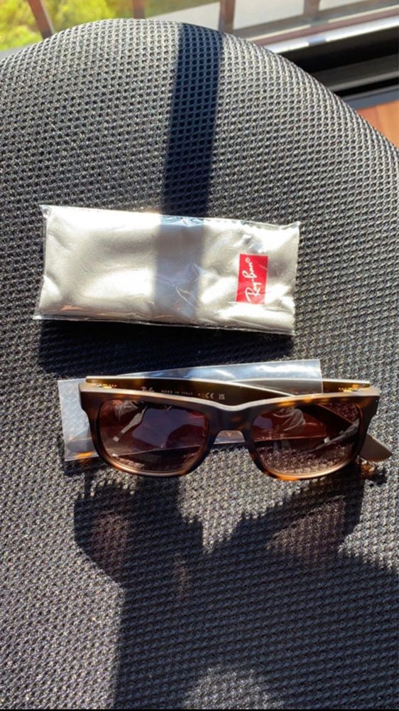 Óculos Castanhos Ray-Ban