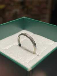 Продаётся кольцо с белого золота 585
