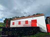 Moradia T3 com Garagem e Espaço Exterior - Santa Luzia, Ilha do Pico