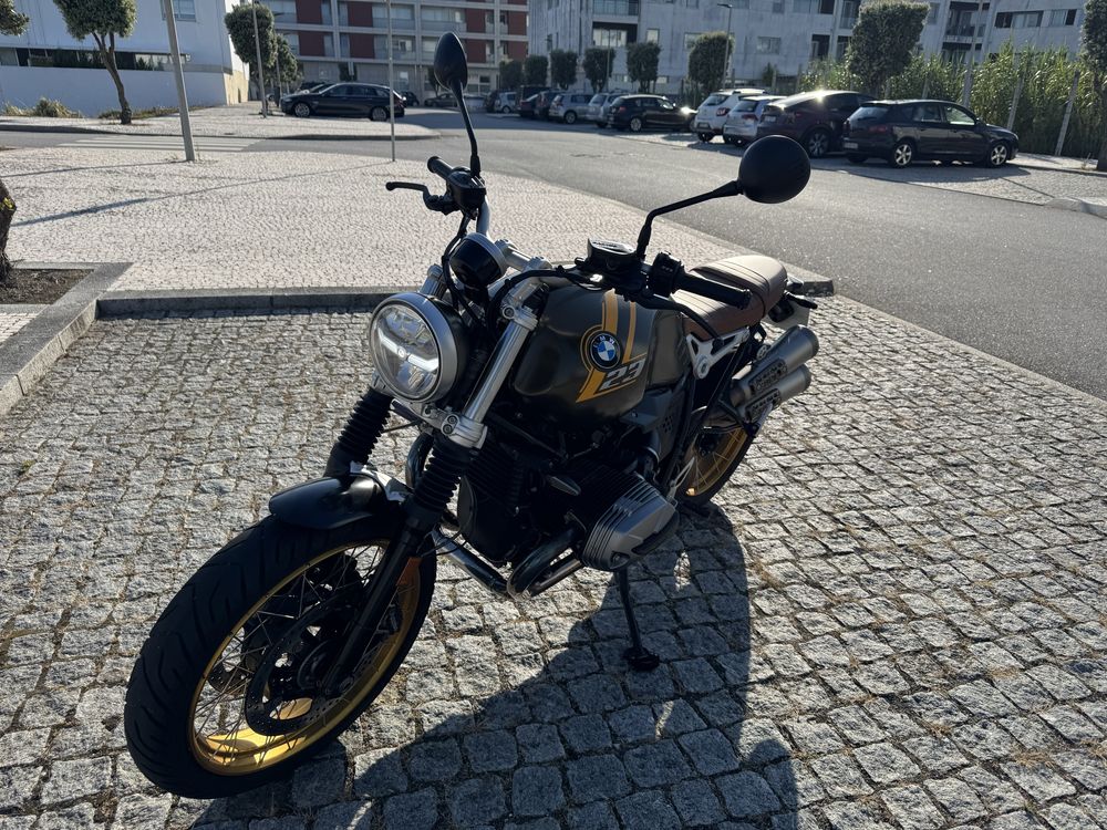 BMW R NineT Scramble 2021
