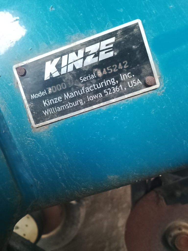 Сівалка  kinze 2014р,+380972648620