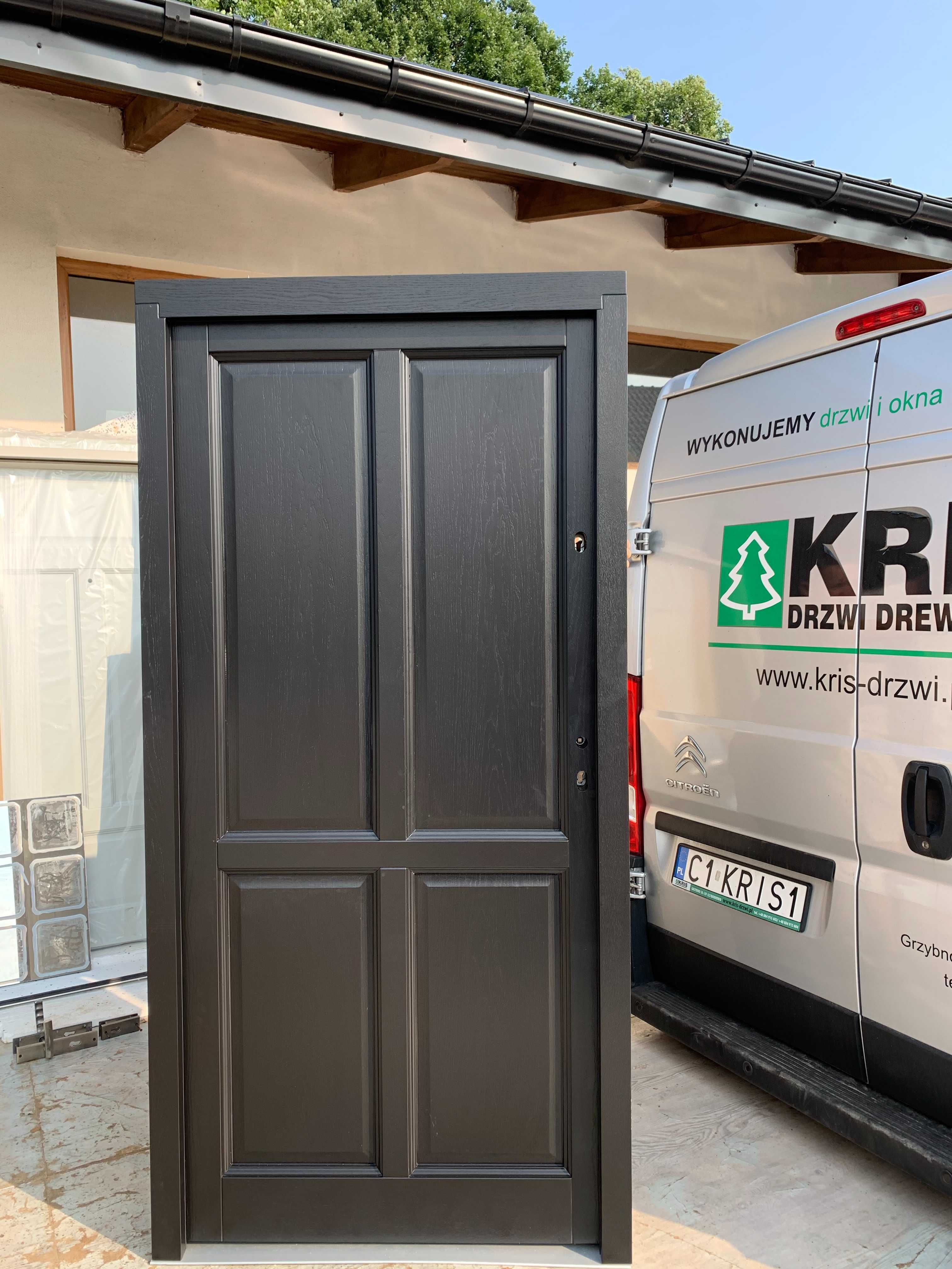 Drzwi drewniane wewnątrz klatkowe 900 Ofert Na Wymiar ZIELONE,CZERWONE