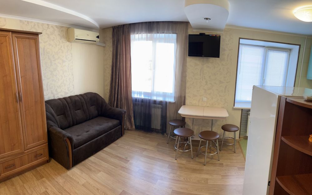 2 км. ВЕЛИКИЙ ВИБІР. По добово. . Центр міста. Жд. Авто вокзали