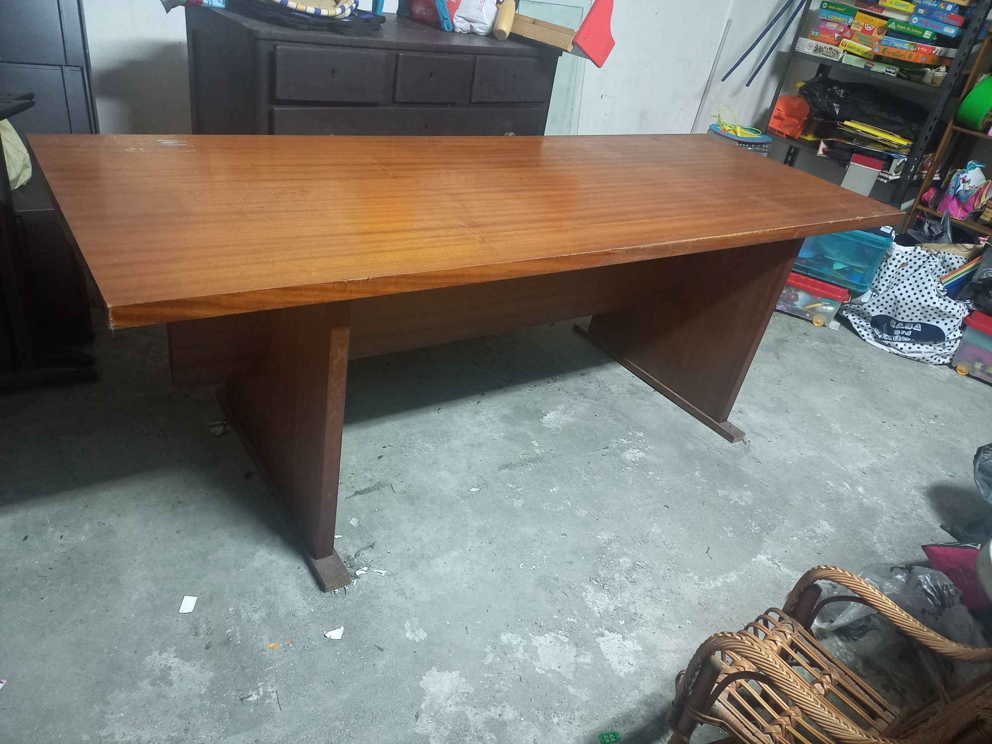 Mesa de sala/escritório