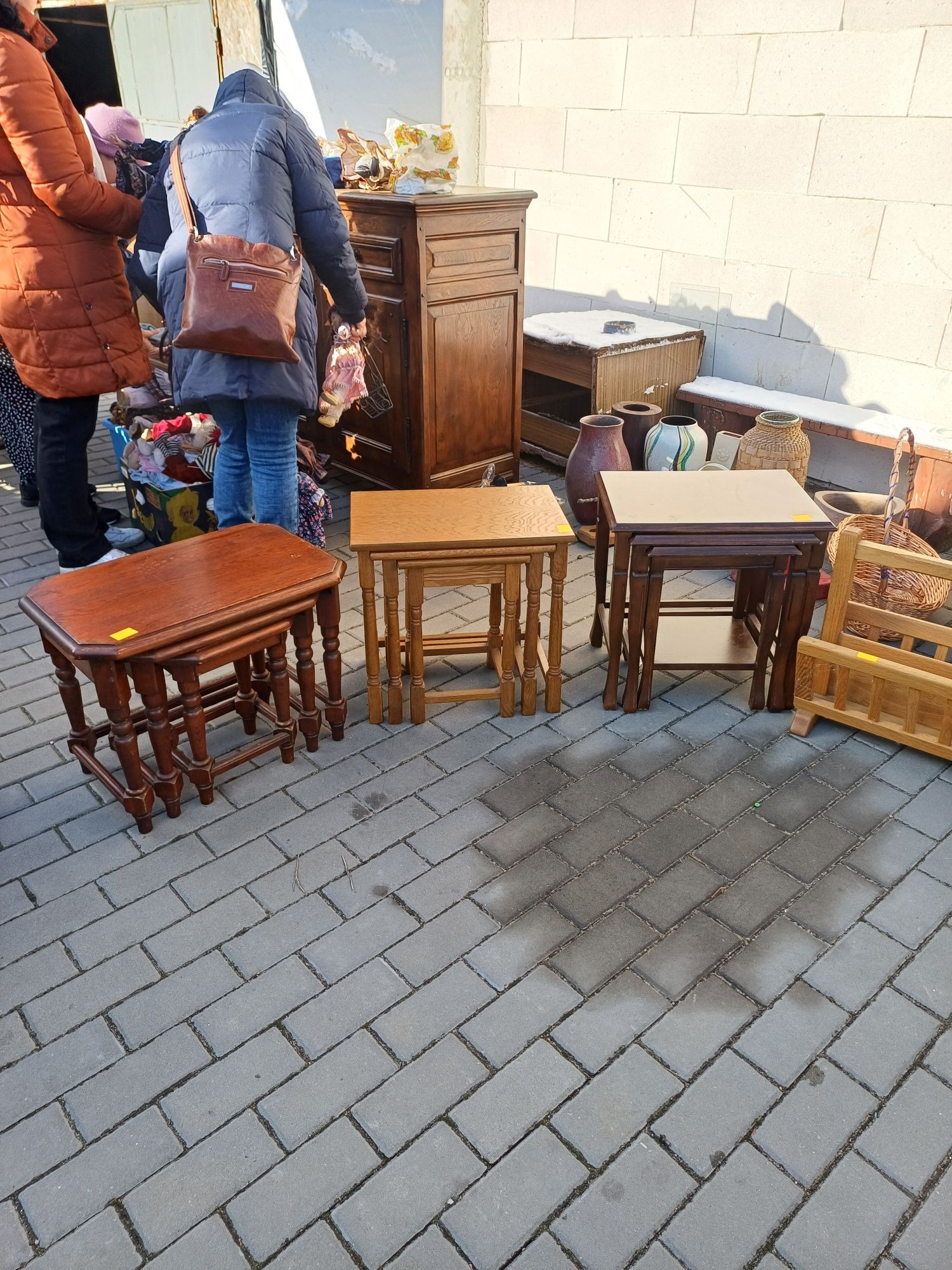 Komplet stolików trojaki