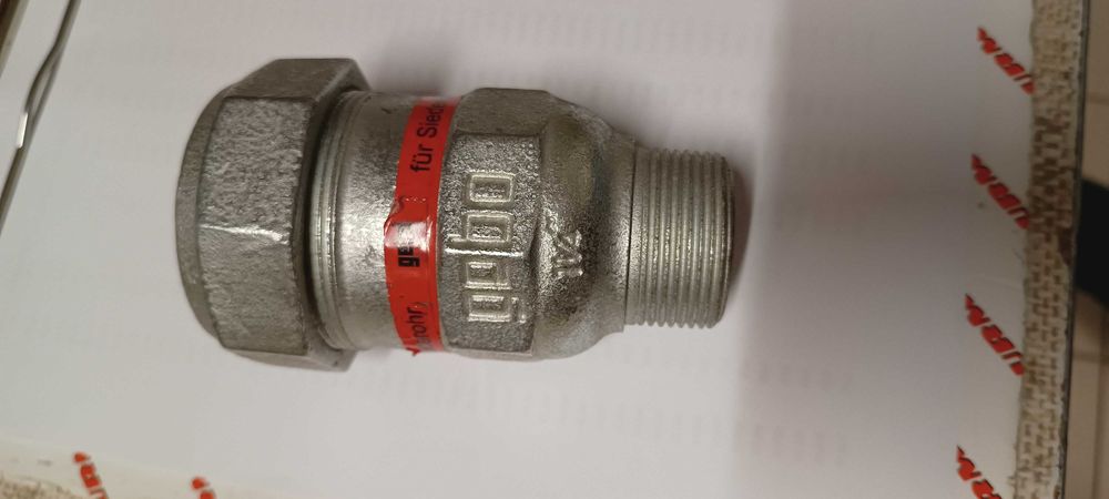 Gebo złączka zaciskowa Special A 44.5 x 5/4" 1 1/4" GZ do rur czarnych