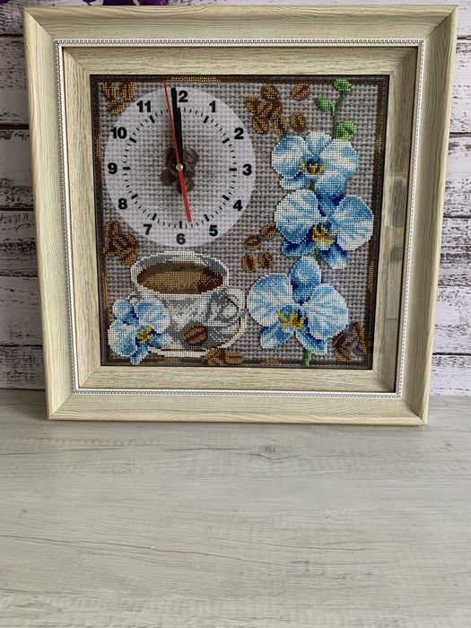 Вишивка чеським бісером «Кава з орхідеями»