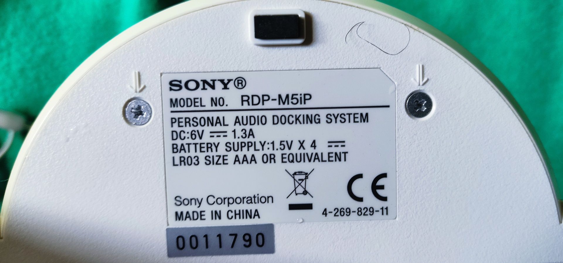 Leitor Sony RDP-M5ip para iPod ou iPhone de 30 pinos .