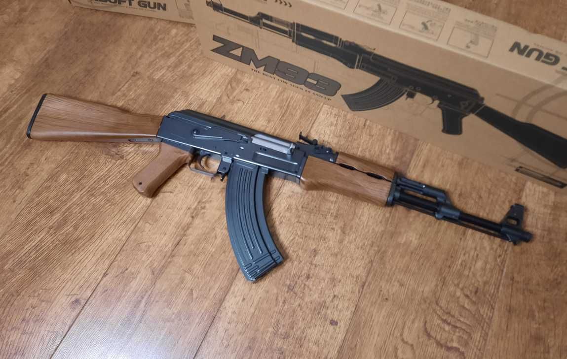 Новий оригінальний ак47 cyma zm93 дитячий іграшка автомат +250 куль