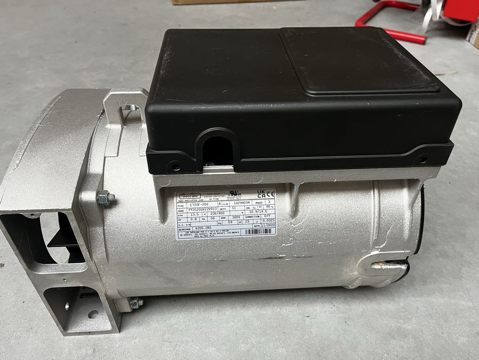 Fabrycznie nowe prądnice Meccalte ET20F-200, 3 fazy, moc 14,2 kVA