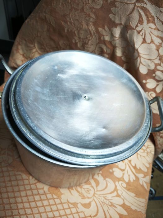 Panela de alumínio Suprema tamanho 24