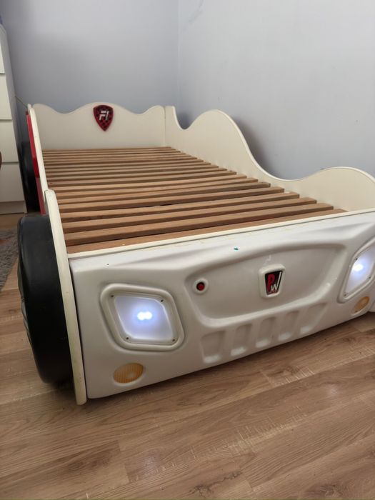 Lozko dla chlopca 90x200 auto