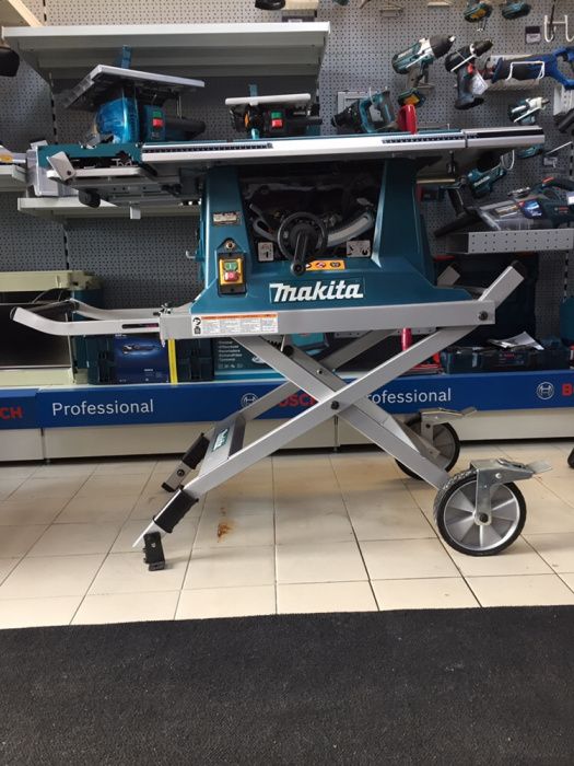 Serra de Mesa Makita MLT100 + Mesa de trabalho