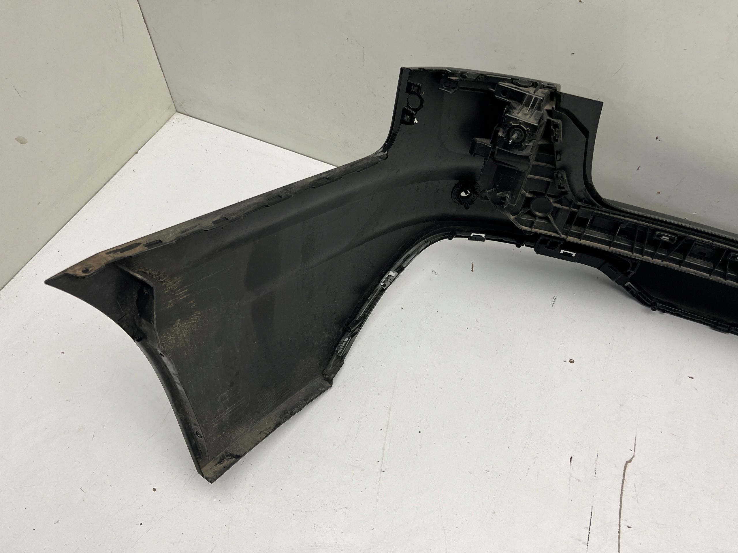Audi A4 B9 8W9 s line Lift Kombi Zderzak Tylny tył 4xPDC oryginał…