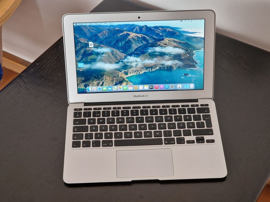 Apple MacBook AIR 11calowy Core i5 1400mhz 8gb 128gb 5h 2014r