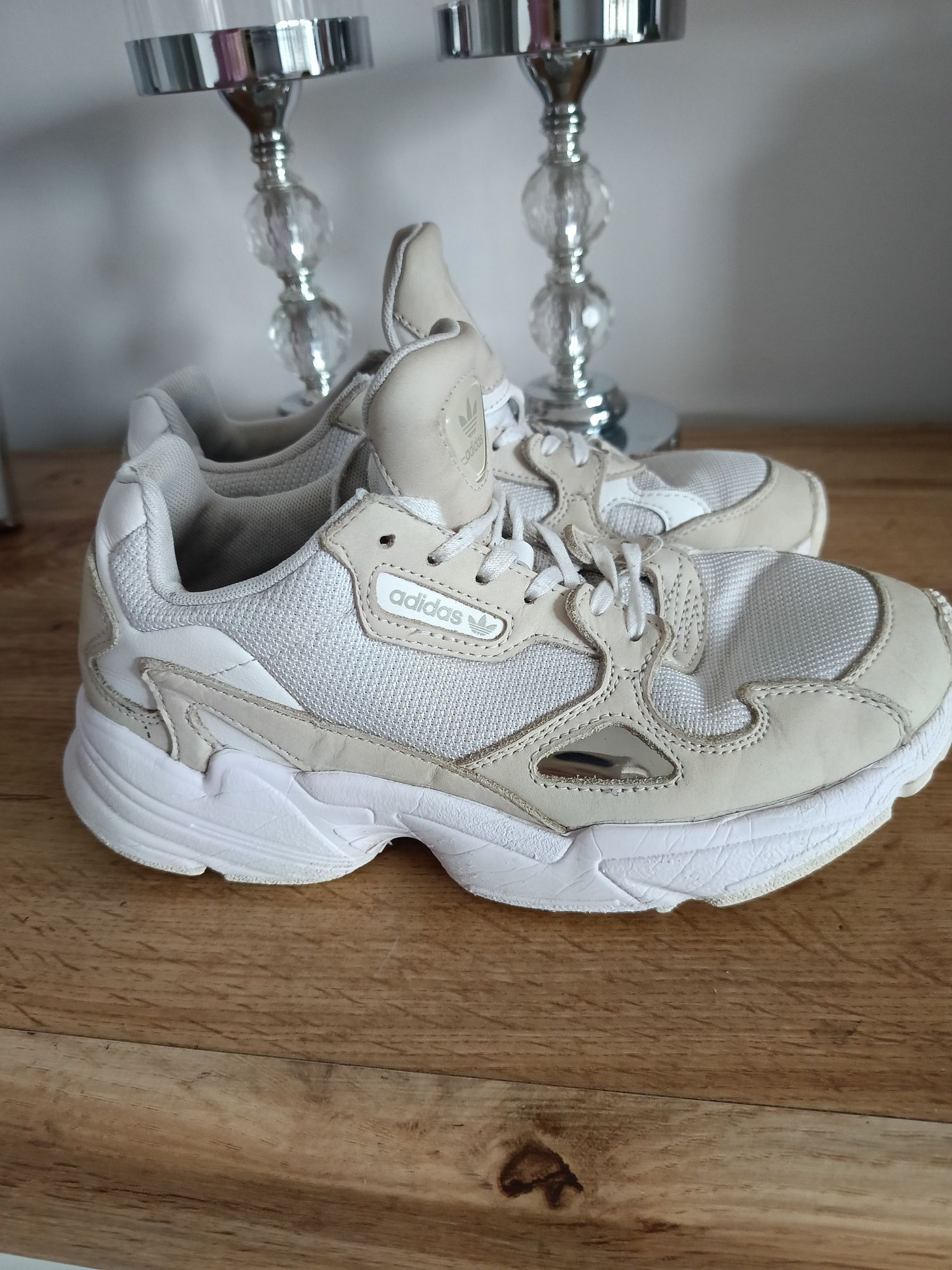 Buty adidas falcon 38