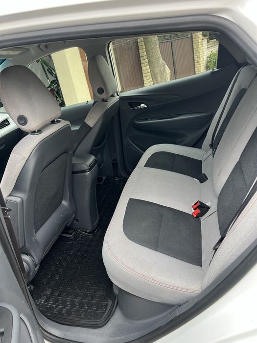 Продам Bolt 2017