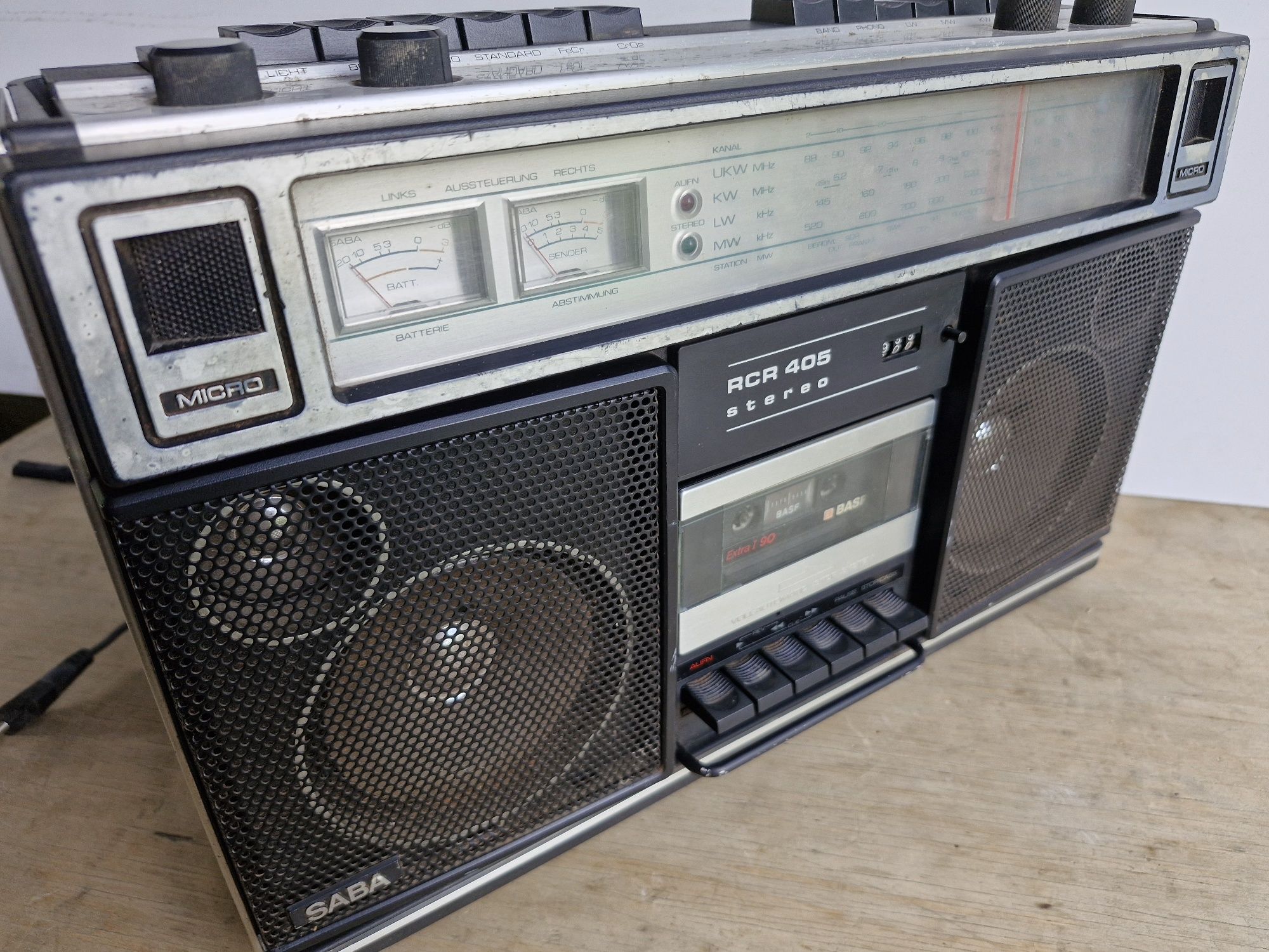 Stary Radiomagnetofon SABA RCR 405