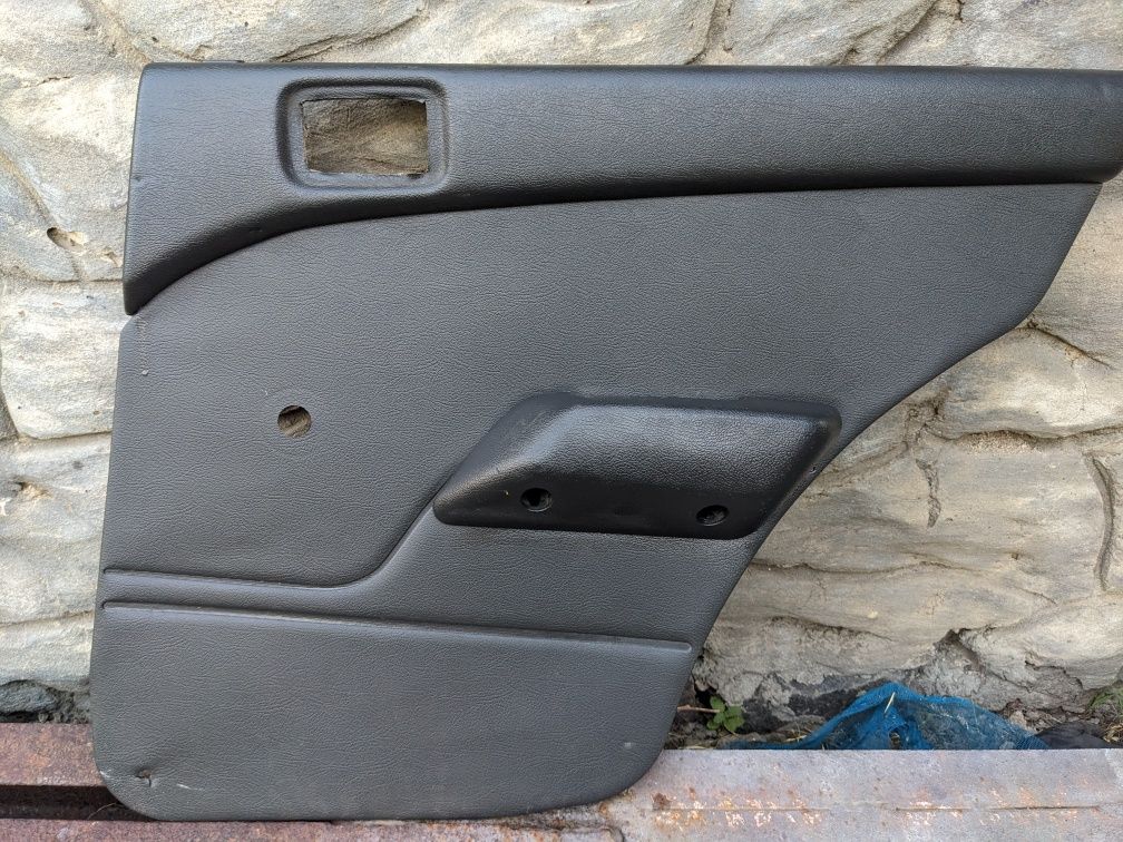 Дверні Карти Mitsubishi Lancer 4 1989 1990 1991 1992 Седан