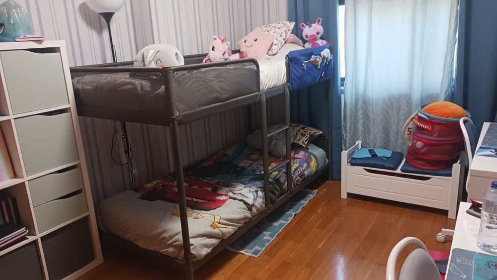Vendo beliche ikea com 2 colchões