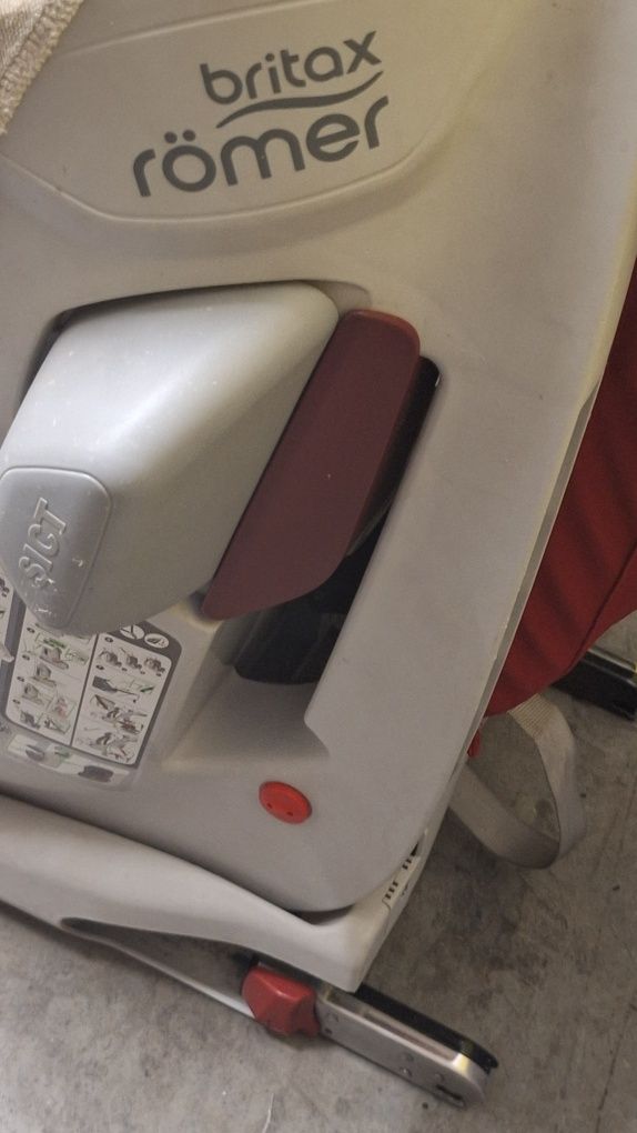 Cadeira auto ISOFIX Britax Rõmer Advansafix