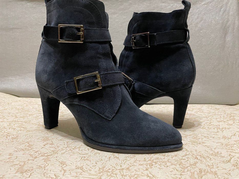 НОВІ брендові іспанські елегантні  шкіряні черевики 37