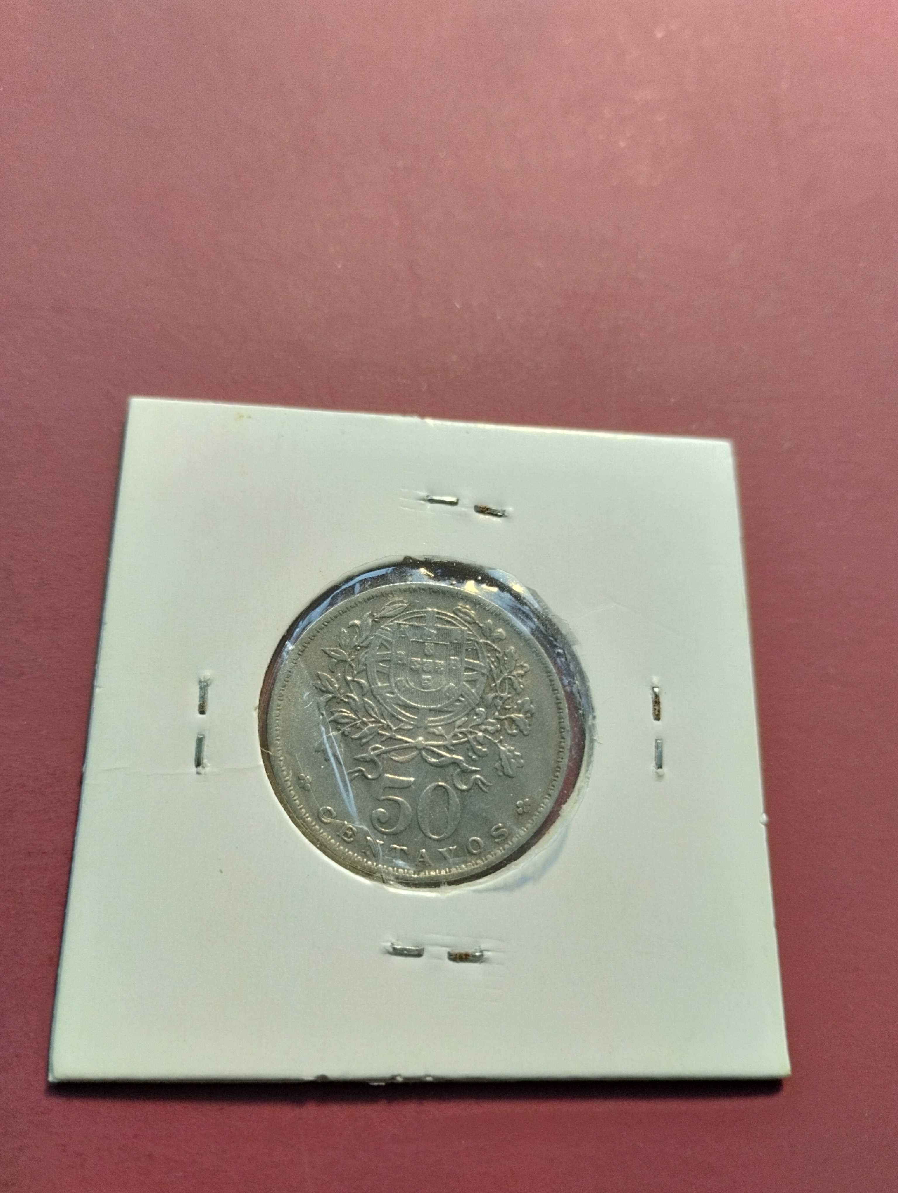 Coleção de 34 Moedas de 1 escudo e 50 centavos