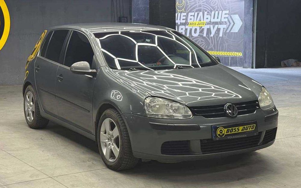 Volkswagen Golf 2004
