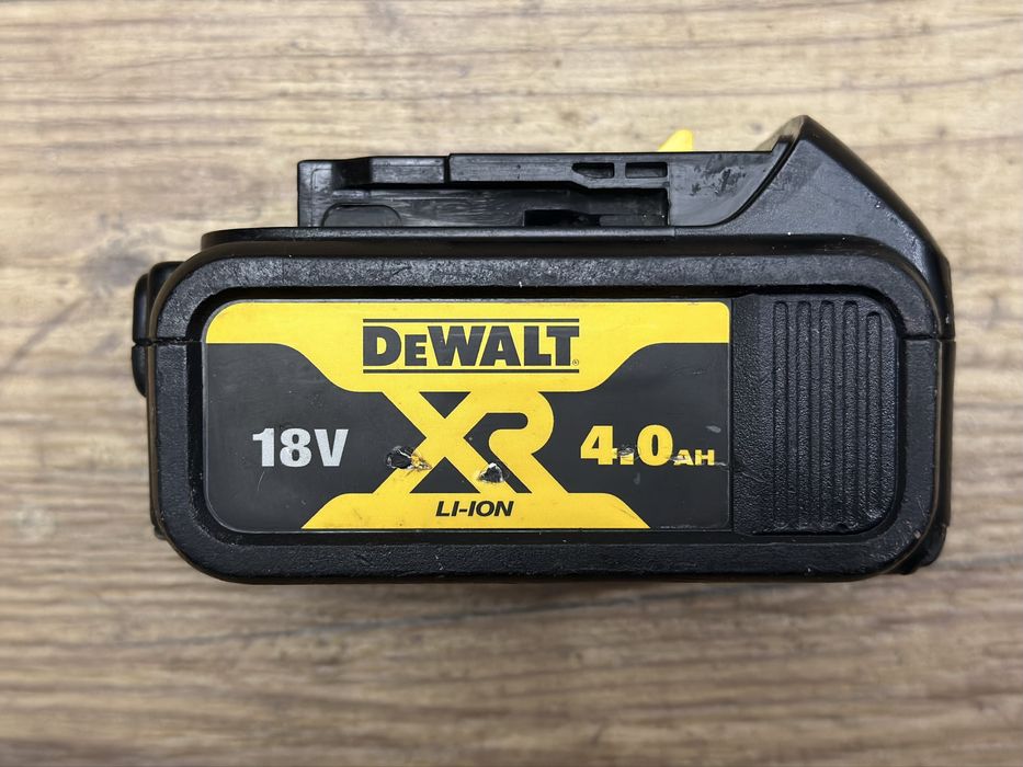 Akumulator, bateria DeWalt 4AH