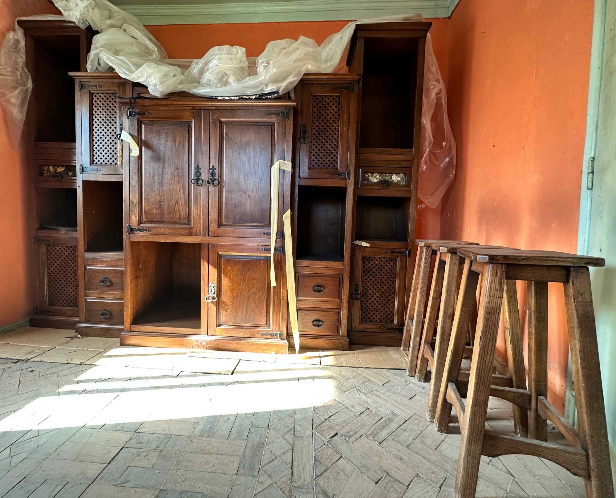Móvel de Sala Madeira Castanho Maciço