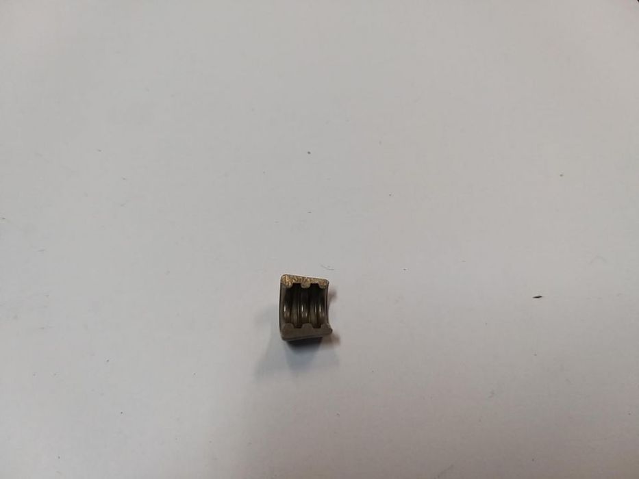 Klin zabezpieczający ZAMEK ZAWORU  AUDI 100, 80, A2, A3, A4, A6, A8, BMW 3 (E21), 3 E30 3 E36 3 E46