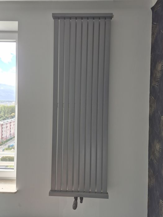 Grzejnik dekoracyjny 160x52 Szary