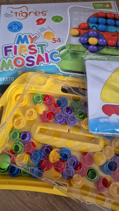 Лот іграшок для наймолодших